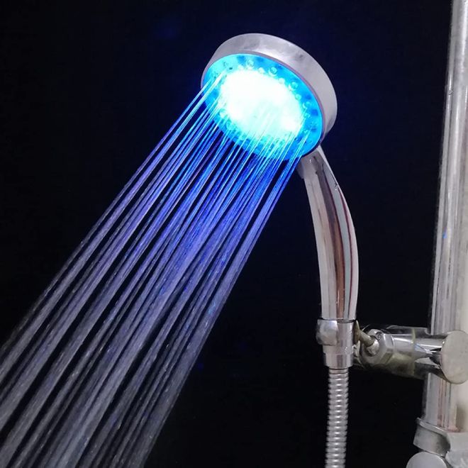 Barevná svíticí LED sprcha