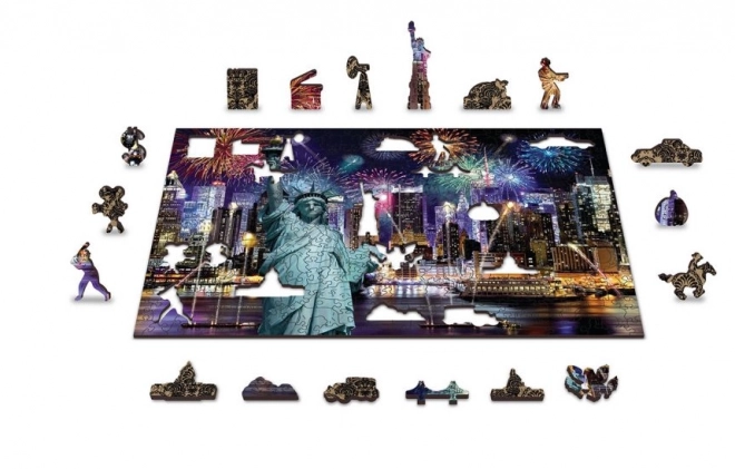 Dřevěné puzzle s figurkami - New York by night velikost L, 400 dílků