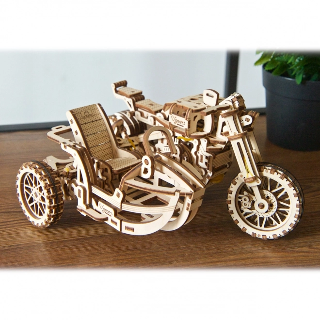 Ugears 3D puzzle Motorka s vozíkem 380 kusů