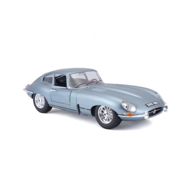 Bburago 1:18 Jaguar E Coupe Metalic Silver Blue