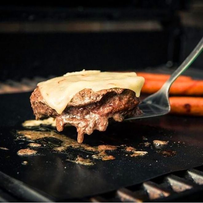 Teflonová podložka proti připékání na gril  - Grill&Bake