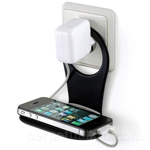 Nástěnný držák pro nabíjení mobilního telefonu