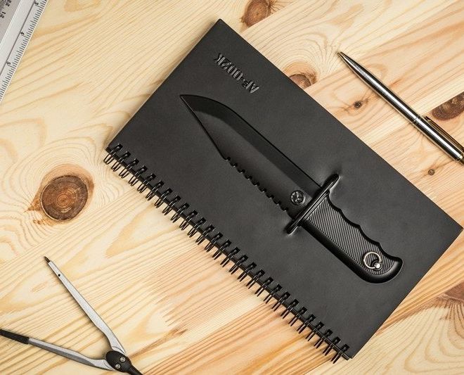 Vojenský zápisník ve tvaru nože - KNIFE