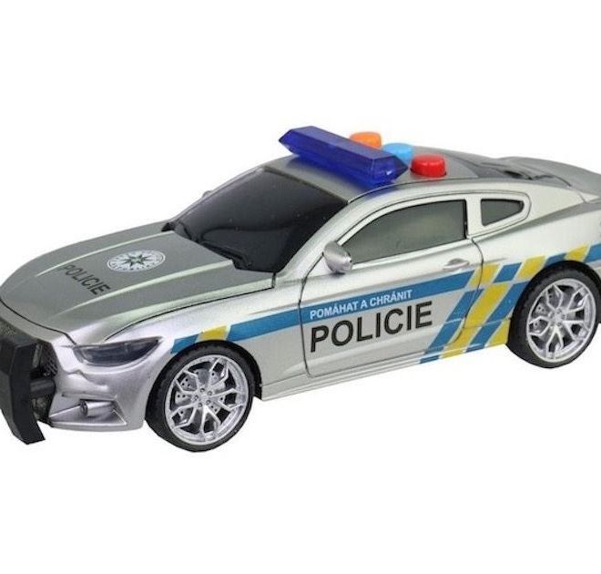 Zásahové policejní auto s reálným hlášením
