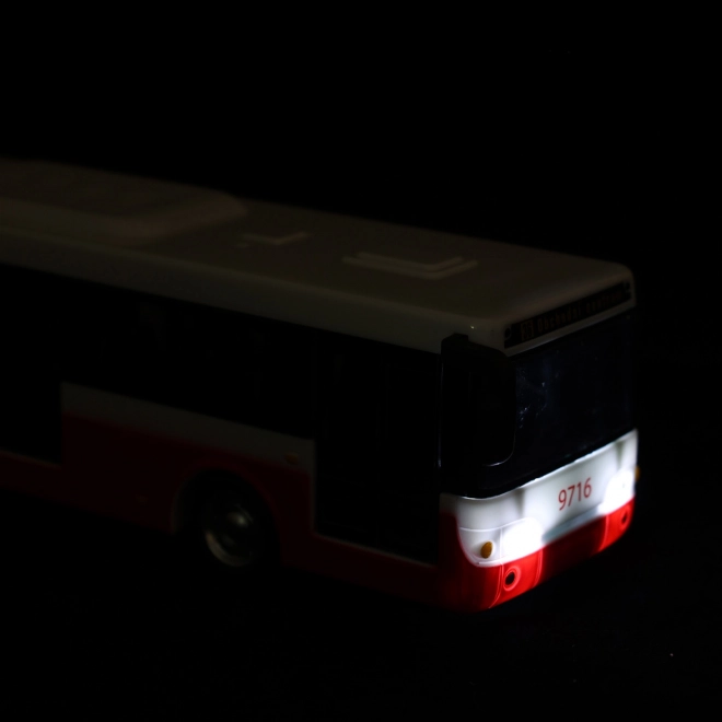 Autobus česky mluvící plast 36cm červený zpětný chod na bat. se světem se zvukem v krab. 40x10x7,5cm