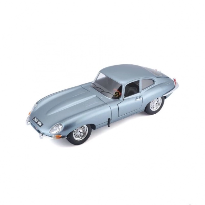 Bburago 1:18 Jaguar E Coupe Metalic Silver Blue