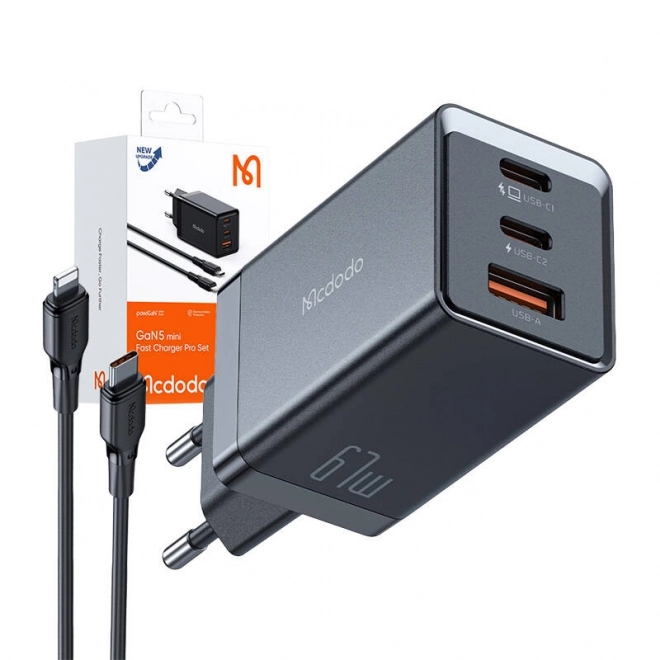 Mcdodo CH-1544 GaN síťová nabíječka, 2x USB-C, 1x USB, 67W + kabel USB-C na USB-C (černá)