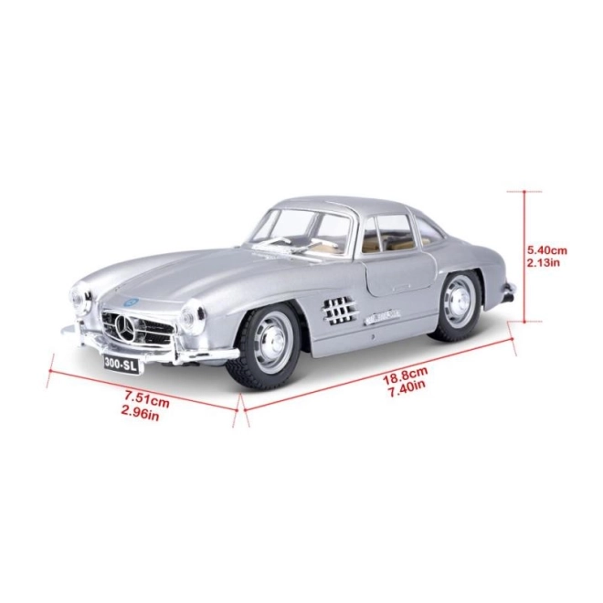 Bburago 1:24 Mercedes Benz 300SL stříbrná 18-22023