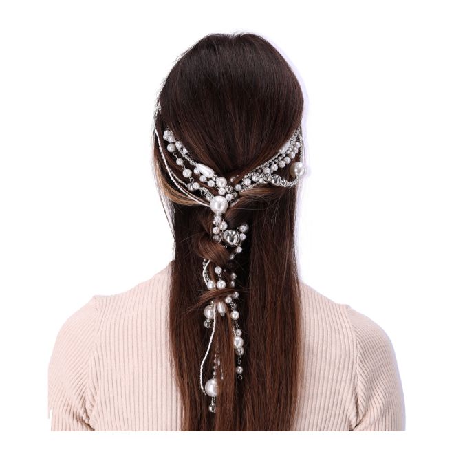 Ozdobná čelenka do vlasů s perlami na řetízku - stříbrná