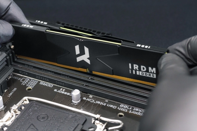 Paměť DDR5 IRDM 64GB(2*32GB)/5600 CL30 černá