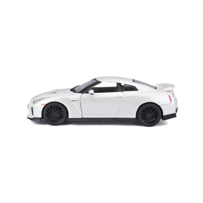 Bburago 1:24 Nissan GT-R Metallic 18-21082 – Bílý