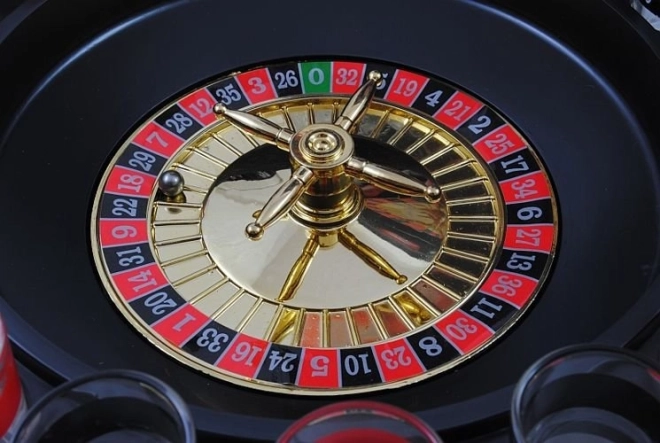 Ruleta s alkoholem - 16 panáků