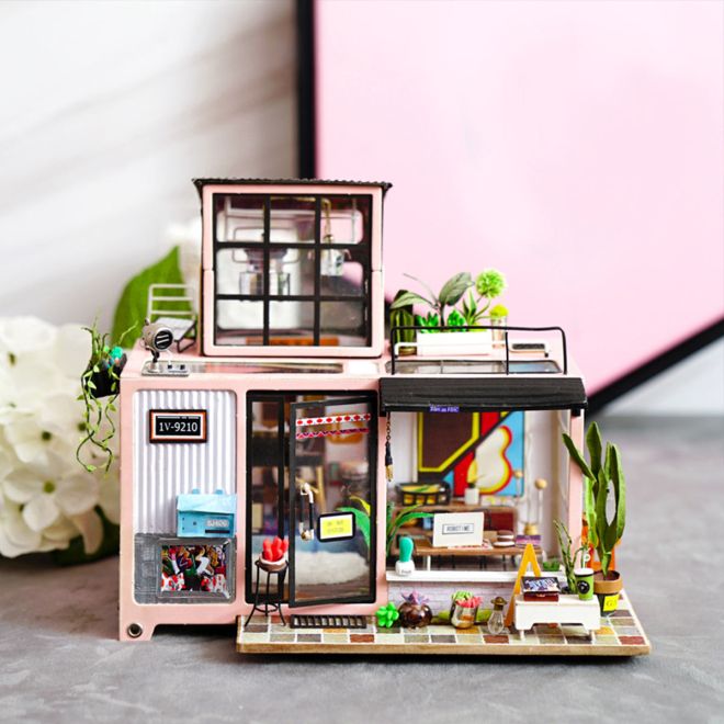 Kevinovo studio - DIY miniaturní domek