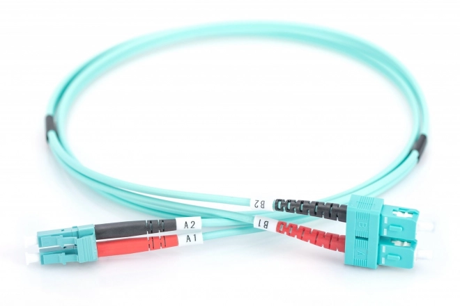 FO LC-SC MM 50/125 OM3 duplexní LSOH optický patchcord 5m