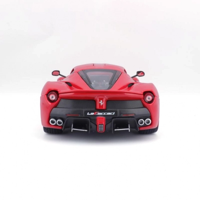 Bburago 1:18 La Ferrari červená