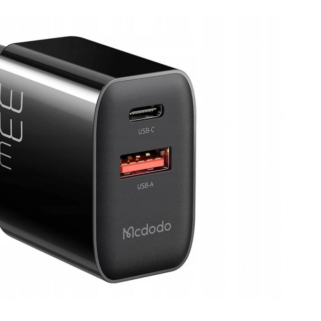 Nástěnná nabíječka Mcdodo CH-0922 USB + USB-C, 33W + kabel USB-C (černá)