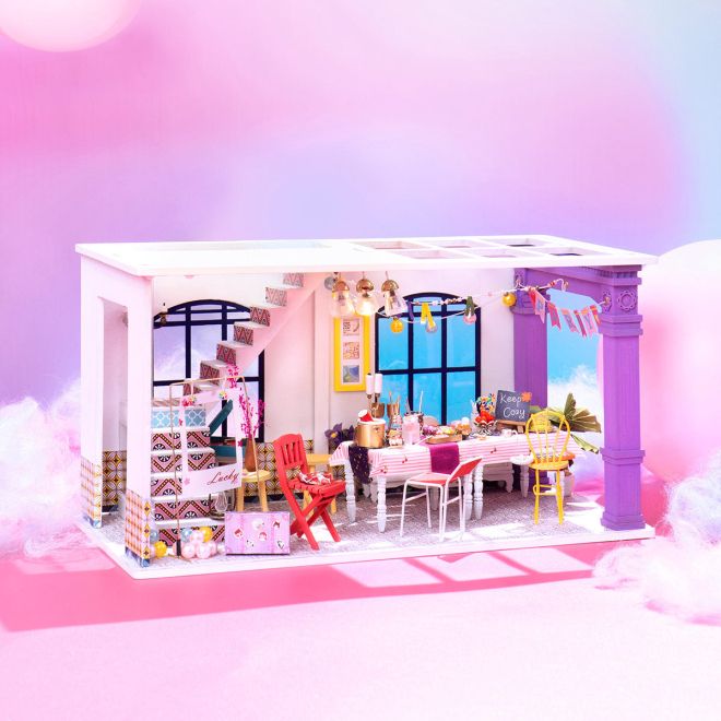 Party Time - DIY miniaturní domek
