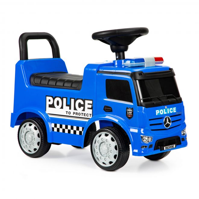 Mercedes jezdící policejní chodítko + led