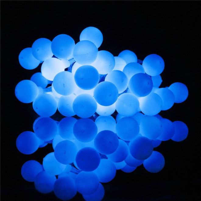 Světelná girlanda/řetěz LED koulí - modrá barva