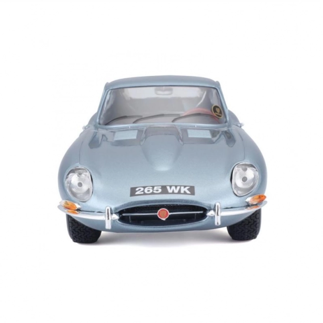 Bburago 1:18 Jaguar E Coupe Metalic Silver Blue