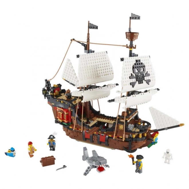 LEGO Creator 3v1 31109 Pirátská loď