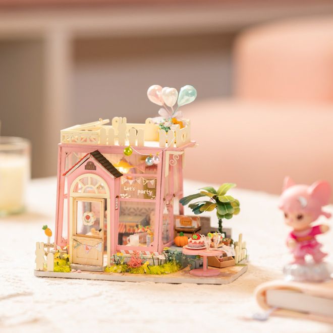 Párty letovisko - DIY miniaturní domeček pro panenky
