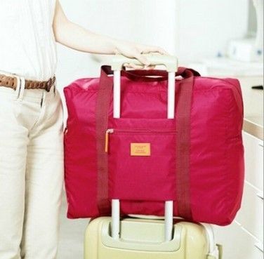 Klasická cestovní, sportovní taška - bordó