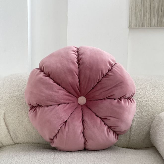 Kulatý dekorační polštářek s knoflíkem - růžový