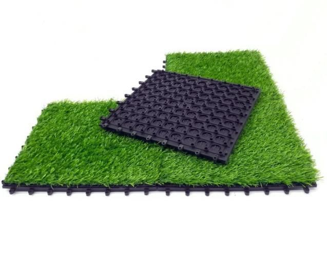 Umělý trávník v dlaždicích 30x30cm - zelený typ 2