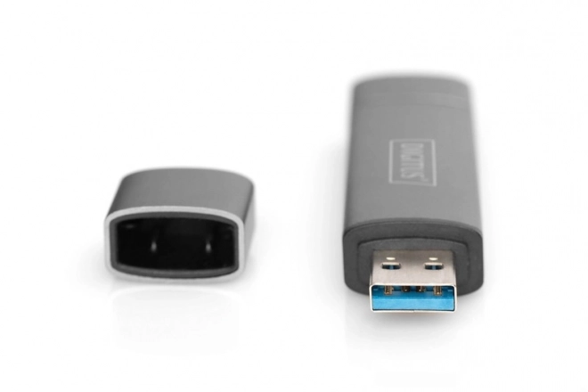 Čtečka paměťových karet 3 porty USB typu C/ USB 3.0 SuperSpeed SD Micro SD HQ hliníková šedá