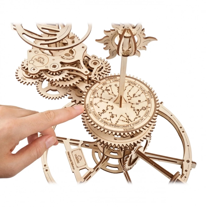 Ugears 3D dřevěné mechanické puzzle Tellurium