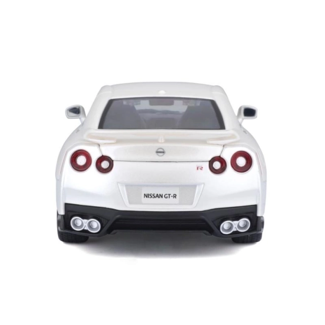 Bburago 1:24 Nissan GT-R Metallic 18-21082 – Bílý