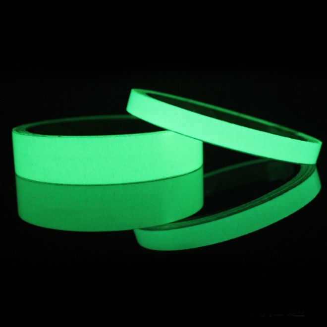 Fluorescenční páska svítící ve tmě 3m